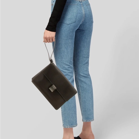 Authentic Louis Vuitton Selenga clutch. - Picture 5 of 6